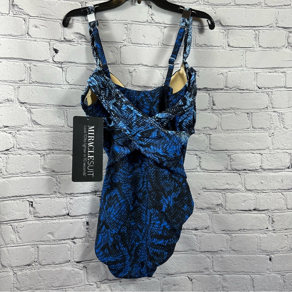 Miraclesuit Peregrina One Piece Shaping Swimsuit Snakeskin Boa Blues 12 NWT - Picture 3 of 12